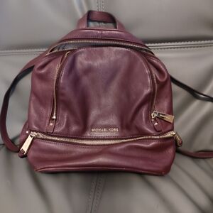 COPY - Michael Kors Rhea Medium Leather Backpack